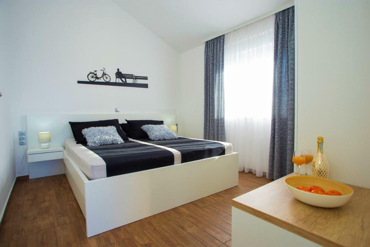 Villa Kata Ražanj מראה חיצוני תמונה