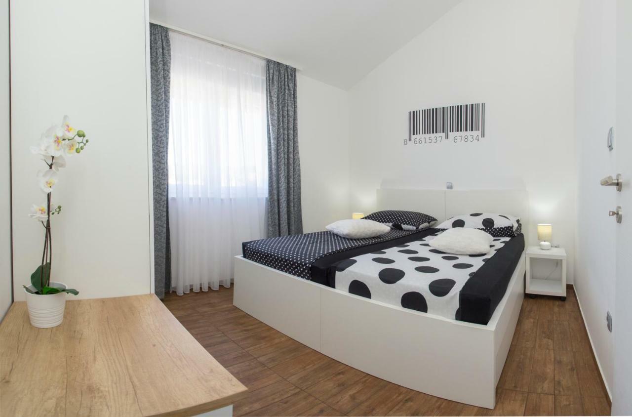 Villa Kata Ražanj מראה חיצוני תמונה